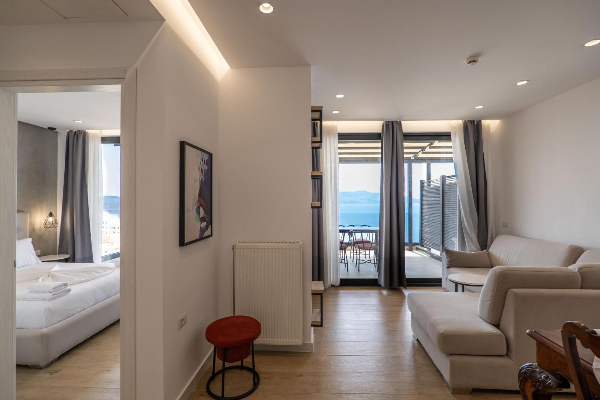 Art Hotel Sarande Exterior photo
