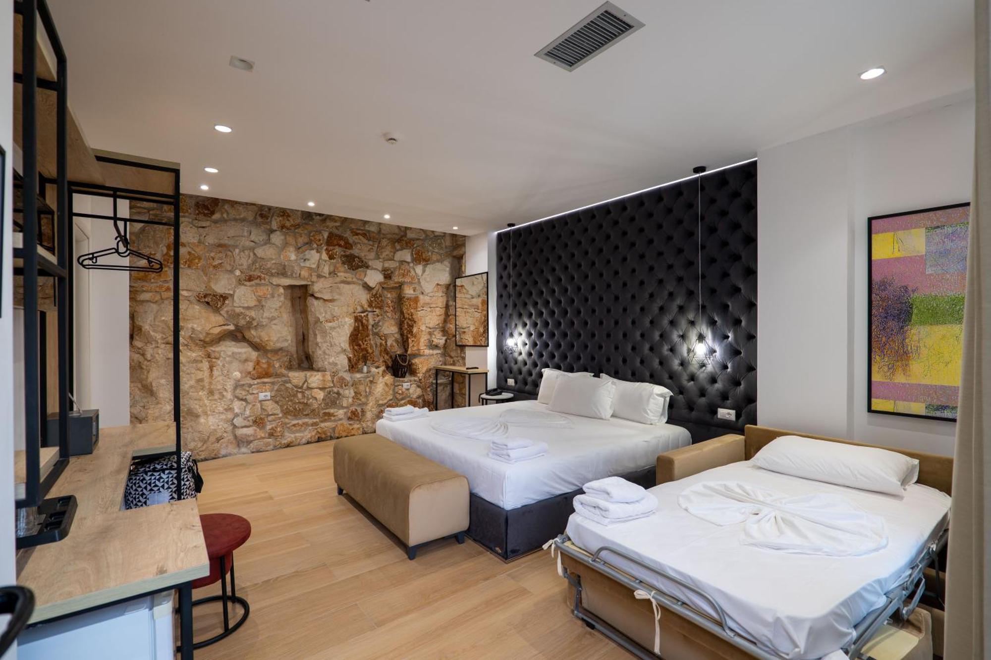 Art Hotel Sarande Exterior photo