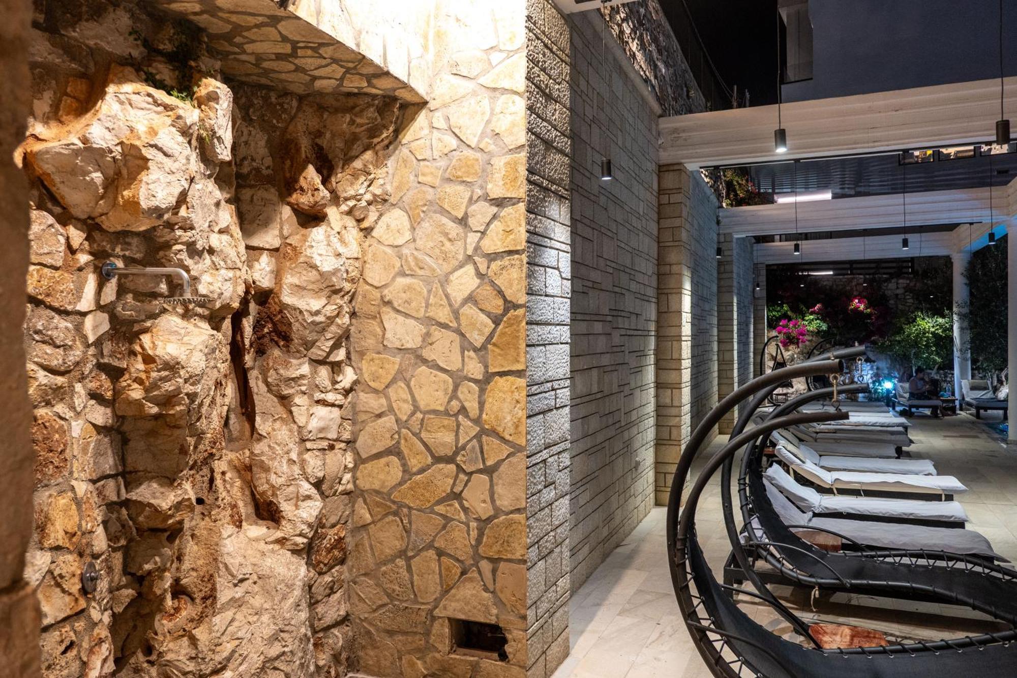 Art Hotel Sarande Exterior photo